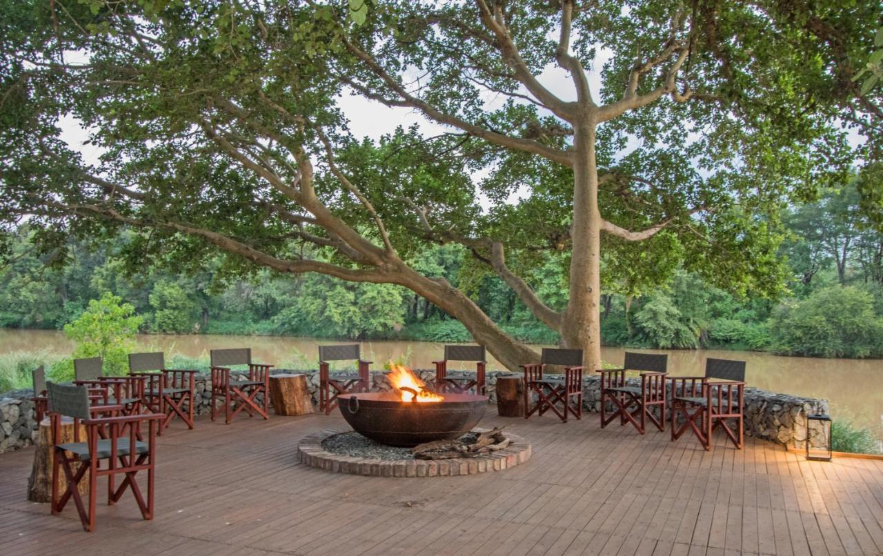 פאלאבורווה Abelana River Lodge מראה חיצוני תמונה